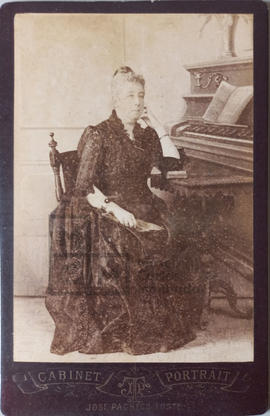 "Margarida do Canto esposa de Ernesto"