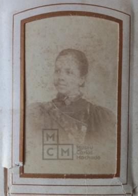 "Lembrança de Clara Isabel à sua Tia Margarida Leite do Canto"