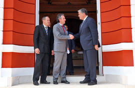 A  Federação das Pescas dos Açores despede-se do presidente do Governo Regional à saída do Paláci...