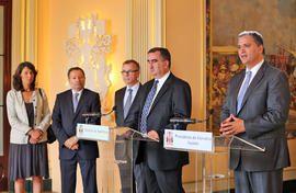 O presidente do Governo Regional e o presidente da Confederação Europeia das Associações de Agênc...