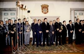 Vista panorâmica das entidades militares, civis, religiosas e membros do governo