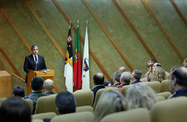 Conferência no âmbito do Curso Superior de Defesa Nacional 2013/2014 e do III Curso Intensivo de ...