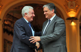 Artur Lima, presidente do CDS/PP Açores despede-se do presidente do Governo Regional, após audiên...
