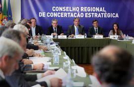 Apresentação aos parceiros sociais da anteproposta de Plano Anual para 2014, na reunião do Consel...
