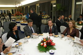 O presidente do Governo Regional, Carlos César, e o Ministro da República para os Açores, o Juiz ...