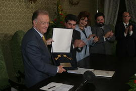 O Presidente da República recebe as Chaves da Cidade de Angra do Heroísmo