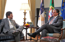 O Ministro-Adjunto do Desenvolvimento Regional em audiência, com o presidente do Governo Regional