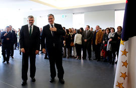 O Presidente do Governo Regional acompanhado pelo Secretário Regional da Saúde à chegada, ao novo...
