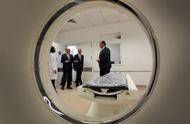 Visita às instalações e áreas de serviços da Clínica de Radioncologia Madalena Paiva - Joaquim Ch...