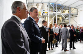 O Presidente do Governo Regional acompanhado pelo Secretário Regional da Agricultura e Ambiente, ...