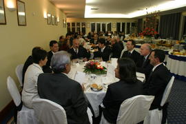 Vista panorâmica da sala do restaurante onde decorreu, o jantar da Tomada de Posse do IX Governo ...