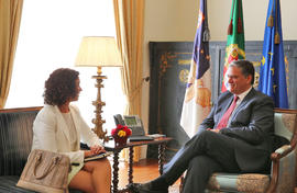 A deputada ao Parlamento Europeu, Sofia Ribeiro, em audiência, com o presidente do Governo Regional