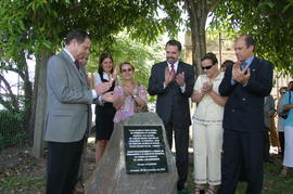 Placa alusiva à visita oficial do Presidente do Governo Regional dos Açores ao Município - Sede d...