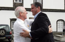 Despedida do presidente do Governo Regional e do Xerife do Condado de Bristol na despedida aquand...