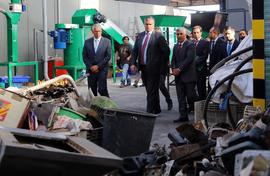 Chegada do Presidente do Governo Regional à Unidade de Tratamento de Resíduos da empresa Serralha...