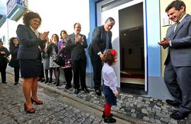 Chegada do Presidente do Governo Regional à creche e jardim-de-infância do Centro Infantil de Ang...