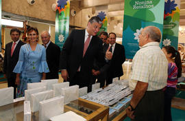 Expositores de atividades representados na Feira AçorExpo, para promoção dos produtos e serviços ...