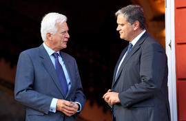 Vasco Cordeiro e Henk Soeters à saída do Palácio de Sant`Ana