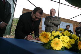 O presidente do Governo Regional, Carlos César, presidiu à cerimónia de lançamento da primeira pe...