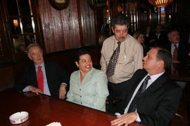Visita ao Central Pub, em Vila do Porto
