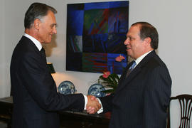 Cumprimento do presidente da República ao Presidente do Governo Regional dos Açores, no Solar da ...