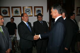 O Presidente da República cumprimenta o Presidente da Câmara do Nordeste no Salão Nobre da Câmara...