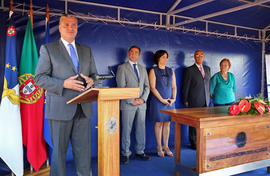 O Presidente do Governo presidiu à cerimónia de lançamento da 1.ª Pedra da obra de construção do ...