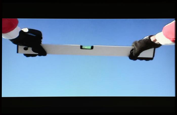 Untitled (Leveling a spririt level in free fall feat. Dorit Chrysler’s BBGV dub)