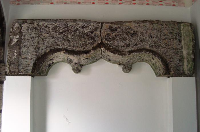 Lintel manuelino