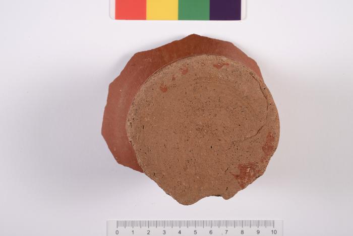 Fragmento de fundo de cântaro ou pote