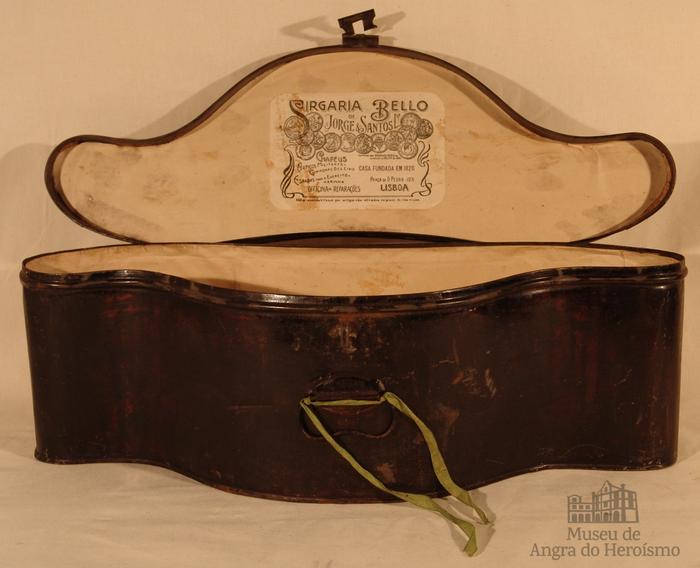Caixa (de Chapéu Armado)