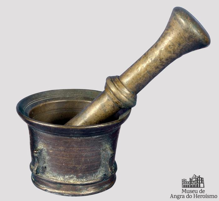 Almofariz com pilão