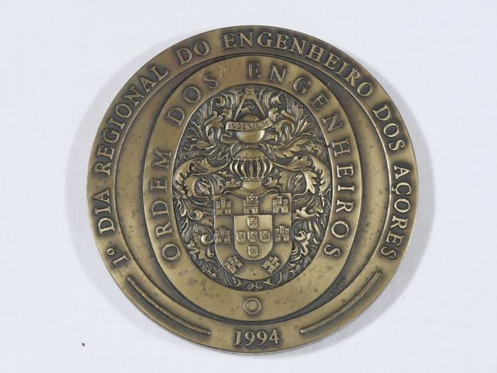 Medalha Comemorativa do 1.º Dia Regional do Engenheiro dos Açores [Duplicado];Medalha do 1.º Dia Regional do Engenheiro dos Açores