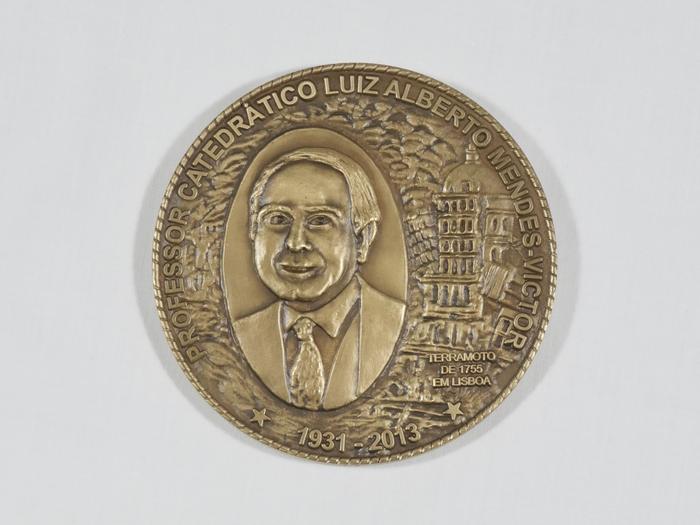 Medalha de Luiz Alberto Mendes-Victor
