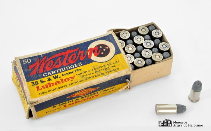 Caixa de 50 munições .38 S&W