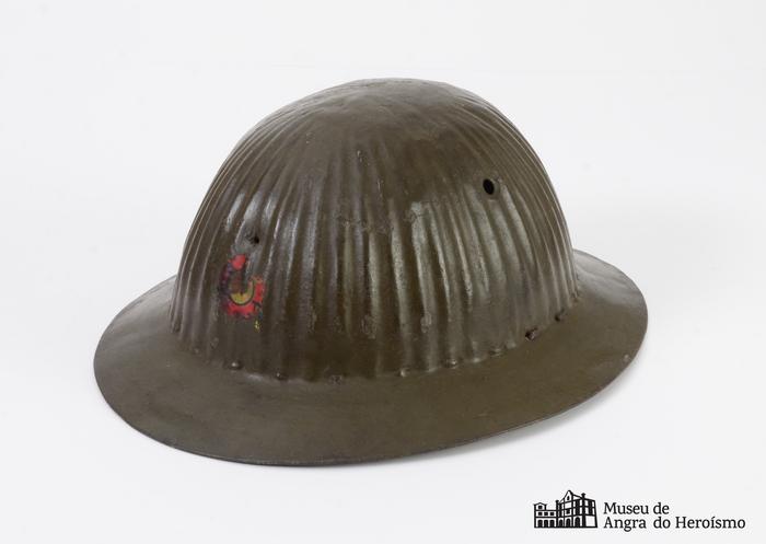 Capacete português modelo 1916 - Legião Portuguesa - DCT