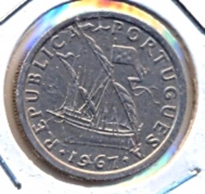 Moeda 2 Escudos e 50 Centavos, Republica